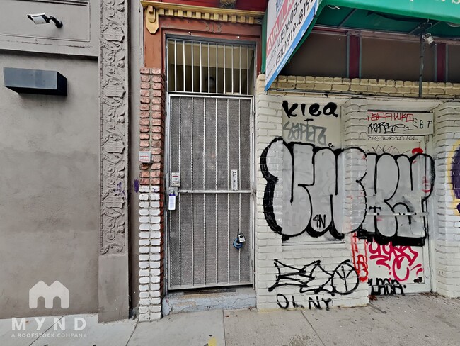 property at 518 Bryant St