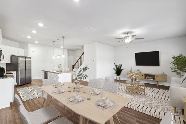 Pine Valley Commons in Fairburn, GA - Building Photo - Building Photo