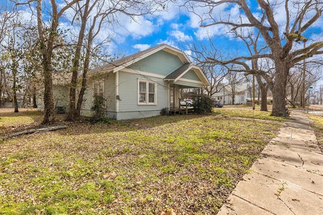 1412 Locust St in Commerce, TX - Building Photo - Building Photo
