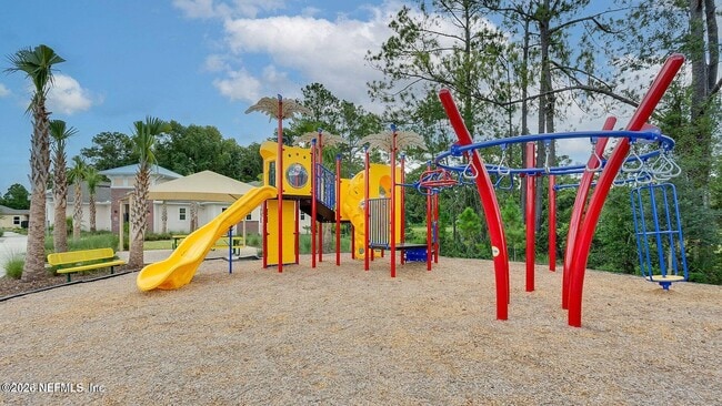 353 Ponderosa Dr in Jacksonville, FL - Building Photo - Building Photo