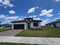 5351 Nevola Ave in Ave Maria, FL - Foto de edificio - Building Photo