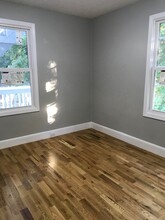 383 Center St-Unit -2nd Fl in Meriden, CT - Building Photo - Building Photo