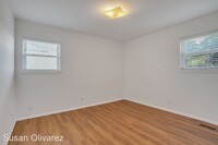 20409 E Admiral Blvd photo'