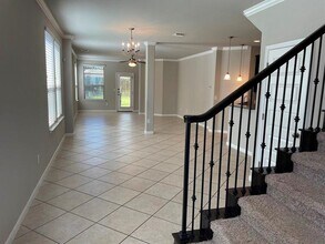 400 Hummingbird Ln in Lakeway, TX - Building Photo - Building Photo