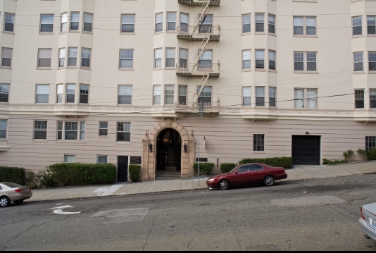 California & Pierce Apartments in San Francisco, CA - Building Photo - Building Photo