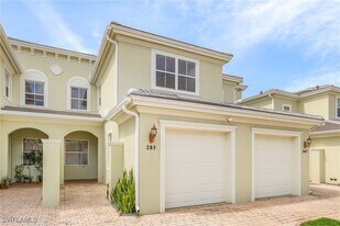 1325 Mariposa Cir in Naples, FL - Building Photo