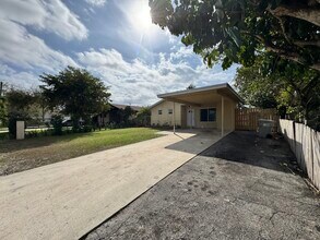232 NW 9th St in Pompano Beach, FL - Building Photo - Building Photo