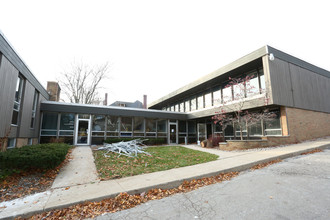 761 W Michigan Ave in Jackson, MI - Foto de edificio - Building Photo