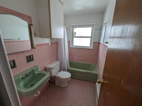 3701 N Emerson Ave in Indianapolis, IN - Foto de edificio - Building Photo