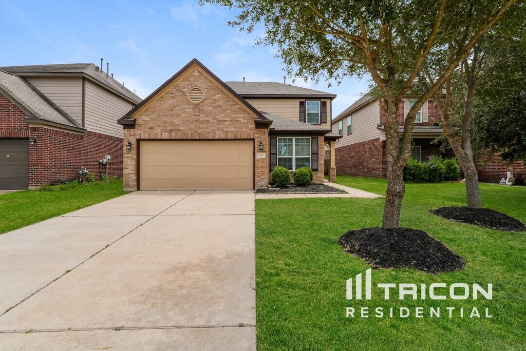 2627 Cottage Step Trail in Fresno, TX - Building Photo
