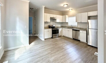 679 Smith St SW in Atlanta, GA - Building Photo - Building Photo