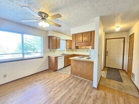 12506 E 3rd Ave in Spokane Valley, WA - Building Photo
