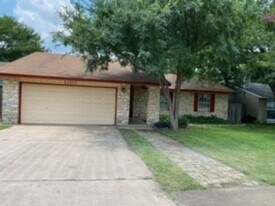 12112 Old Stage Trail in Austin, TX - Building Photo