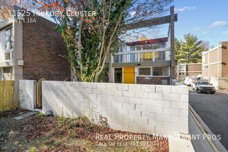 11525 Hickory Cluster in Reston, VA - Building Photo - Building Photo