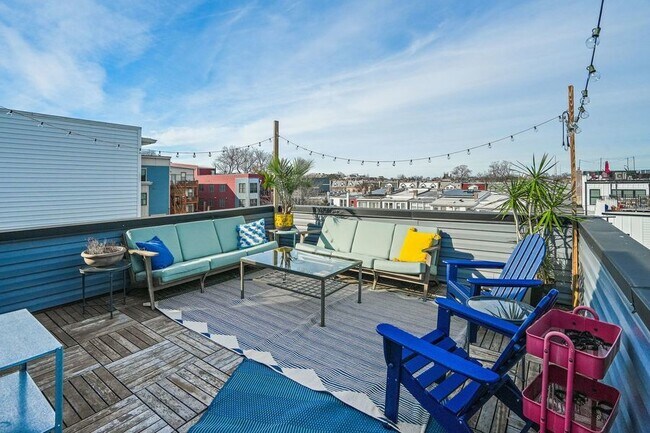 property at 419 Newton Pl NW