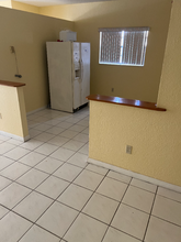 3941 NW 207th Dr in Miami Gardens, FL - Building Photo - Building Photo