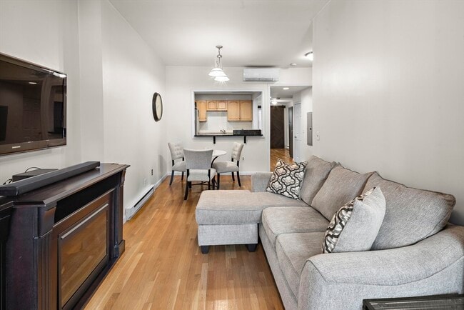 41 Warren Ave in Boston, MA - Building Photo - Building Photo