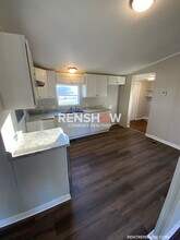 122 N West St in Rutherford, TN - Building Photo - Building Photo