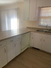 6704 Johnsdale Rd in Raleigh, NC - Building Photo - Building Photo