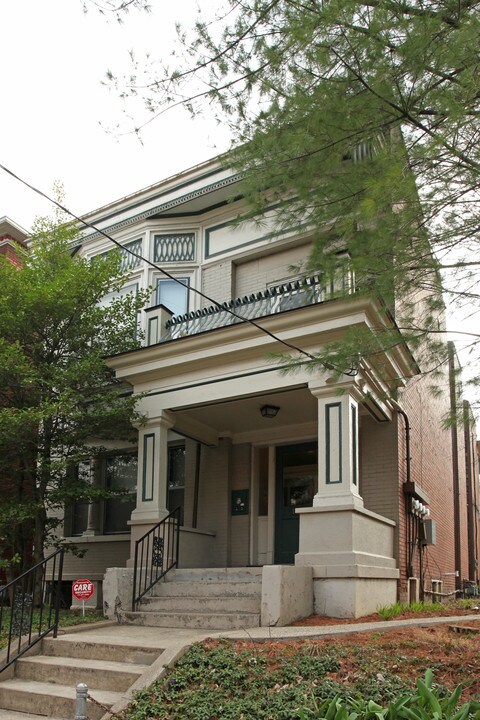 1457 S 2nd St in Louisville, KY - Foto de edificio