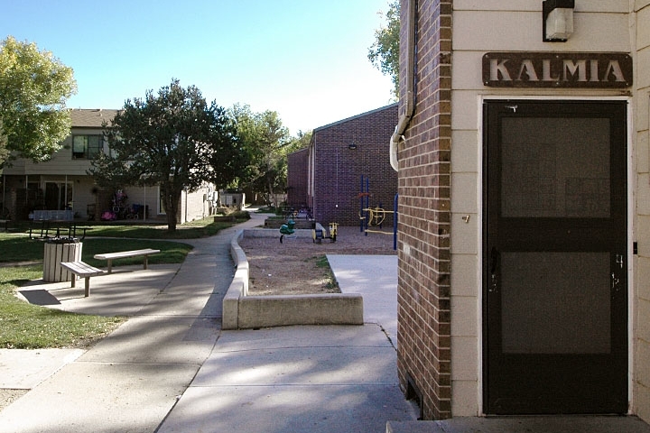 Kalmia in Boulder, CO - Building Photo