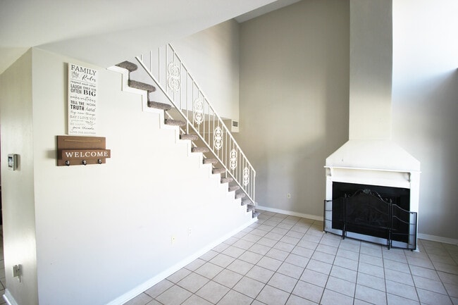 300 33rd St in New Orleans, LA - Foto de edificio - Building Photo