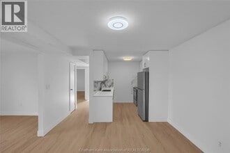 25 Orchard Heights Dr in Chatham, ON - Building Photo - Building Photo