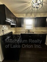 111 W Cornell Ave in Pontiac, MI - Building Photo - Building Photo