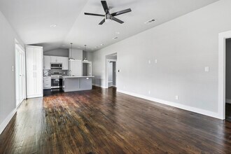 1905 Gordon St in Greenville, TX - Building Photo - Building Photo