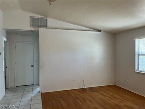 27501 Playa Del Rey Ln in Bonita Springs, FL - Building Photo - Building Photo