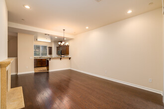 610 E. San Jose in Burbank, CA - Building Photo - Interior Photo