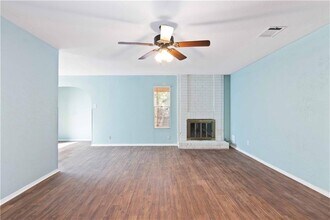 5604 Palo Blanco Ct in Austin, TX - Building Photo - Building Photo