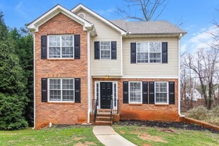 110 Rosewood Cir in Covington, GA - Building Photo