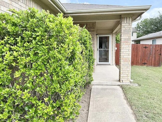 5648 Brougham Way in Austin, TX - Building Photo - Building Photo