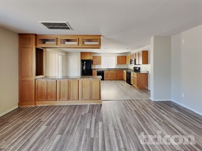 8700 Winding Creek Dr in Reno, NV - Building Photo - Building Photo