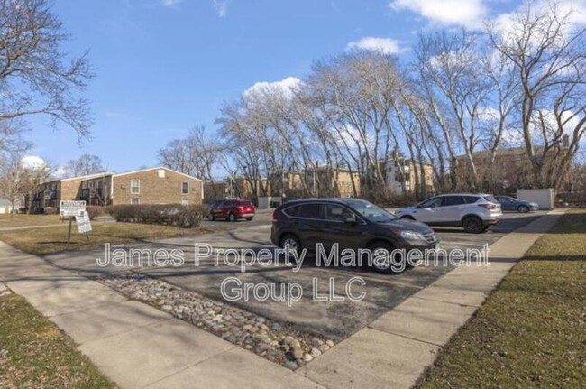 311 N Carter St in Palatine, IL - Building Photo - Building Photo