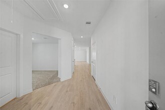 31143 Warwick Coast Ct in Fulshear, TX - Building Photo - Building Photo