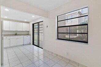 115 Capri B in Delray Beach, FL - Building Photo - Building Photo