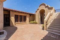 6215 E Turquoise Ave in Paradise Valley, AZ - Building Photo - Building Photo