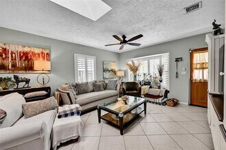 1980 SW 28th Terrace in Fort Lauderdale, FL - Building Photo - Building Photo