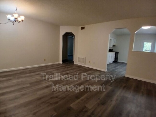 1314 E Frederick St in Independence, MO - Building Photo - Building Photo