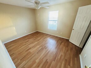 3300 Barcelona Dr in Killeen, TX - Building Photo - Building Photo