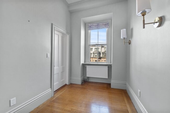 298 Marlborough St, Unit 3 in Boston, MA - Building Photo - Building Photo