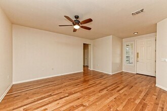 100 Bronco Dr in Georgetown, TX - Building Photo - Building Photo