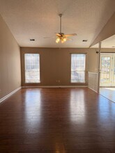 229 Stonewood Dr in West Columbia, SC - Building Photo - Building Photo