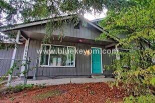 5513 NE 39th St in Vancouver, WA - Building Photo