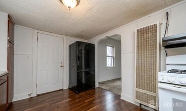 29 Smith St in Sayreville, NJ - Building Photo - Building Photo