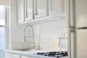 2130 N St NW in Washington, DC - Building Photo - Building Photo