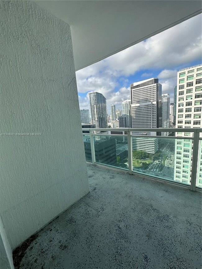 951 Brickell Ave, Unit 2901 in Miami, FL - Foto de edificio - Building Photo