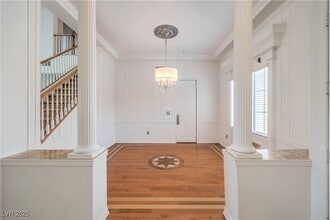 10227 Sunset Gardens Dr in Las Vegas, NV - Building Photo - Building Photo